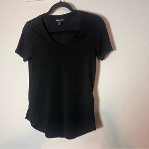 Athleta Breezy Scoop V-Neck Tee Shirt Size XXS Black Activewear Athleisure